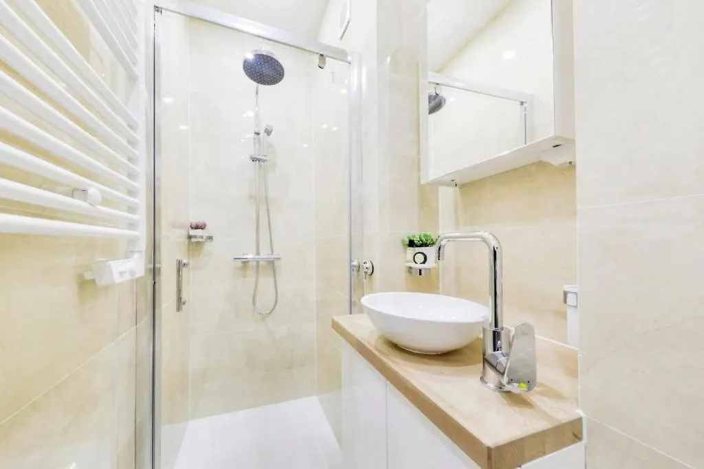 Apartment Tiny Boutique Apt Central Mouffetard Area Paris