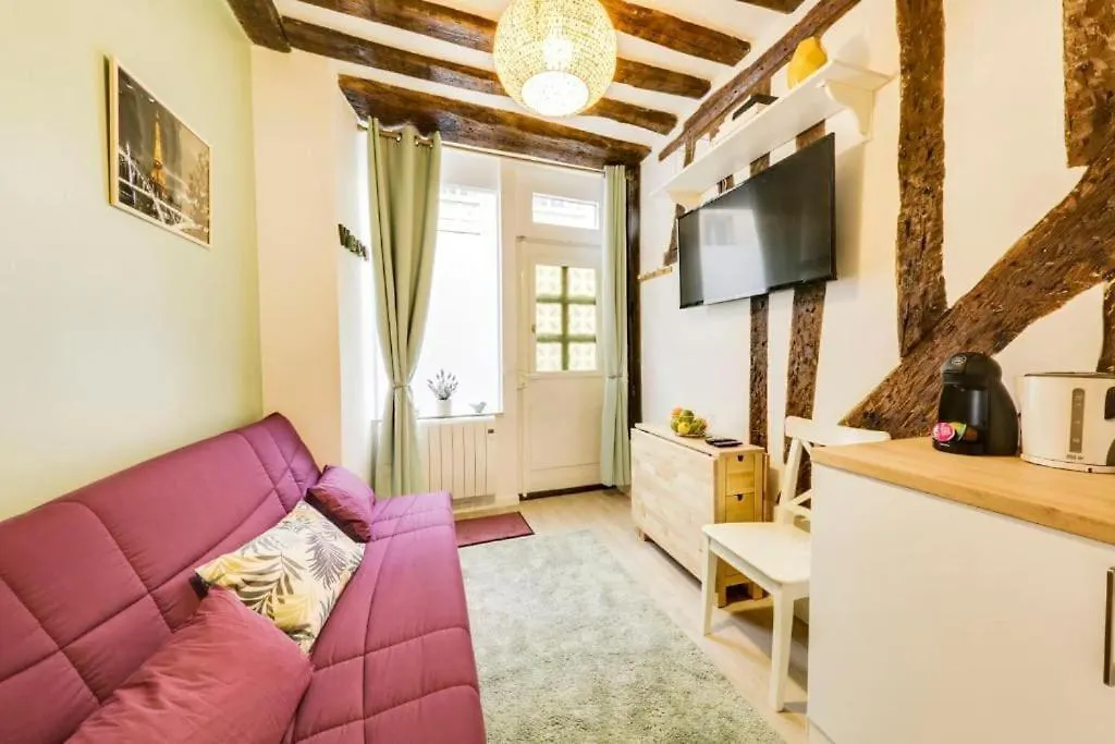 Apartment Tiny Boutique Apt Central Mouffetard Area Paris